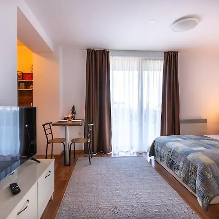 Pirin Sense - View - - Lobby - Bbq - Free Parking Daire Bansko
